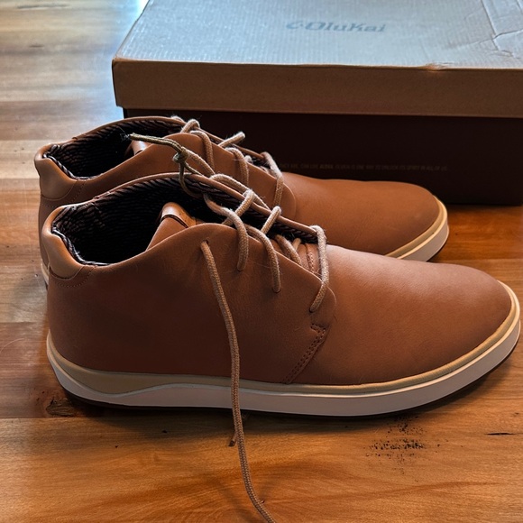 OluKai Men's Tan PAPAKU ‘ILI Boots - Picture 5 of 9